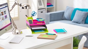 Avery ColorStak products on a clutter-free desk