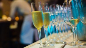 Tips for choosing the best corporate hospitality for your company