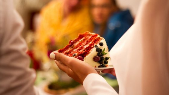 Dentists call for sugar cut-backs at work