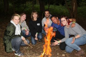 London-Bushcraft-team-building-days-in-nature