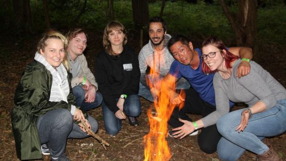 London-Bushcraft-team-building-days-in-nature