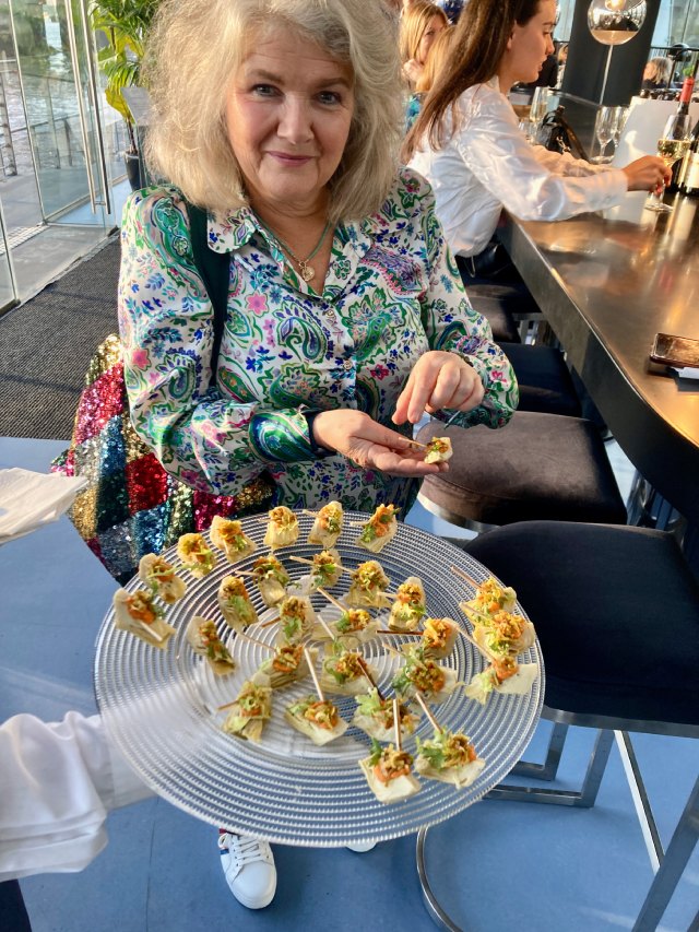 canapes-at-The-Pier-bar-London-for-PA-Life-Club-event