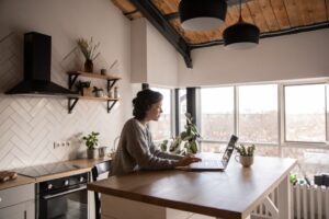 hybrid-working-patterns-survey-by-TravelPerk