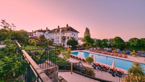 review-of St-Brelade's-Bay-Hotel for away days in Jersey