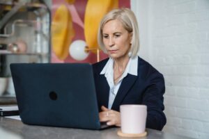 factors-affecting-PAs-and-EAs-jobs