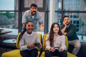 Video-games-enhance-workplace- skills-in-women-finds-a-study-by-Currys