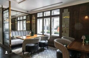 Lanes-of-London-Mayfair-restaurant-interior