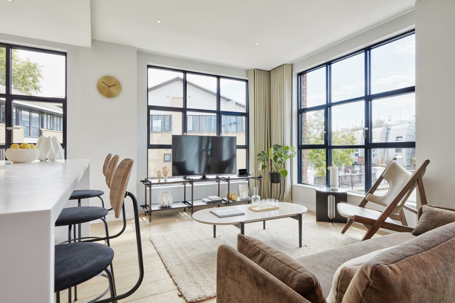 Premier Plus Rooms – our best rooms with all the perks · PA Life