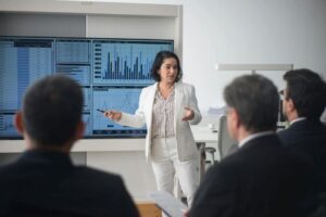 trust-in-the-financial-services-sector-starts-at-the-workplace-says-Simon-Lamb