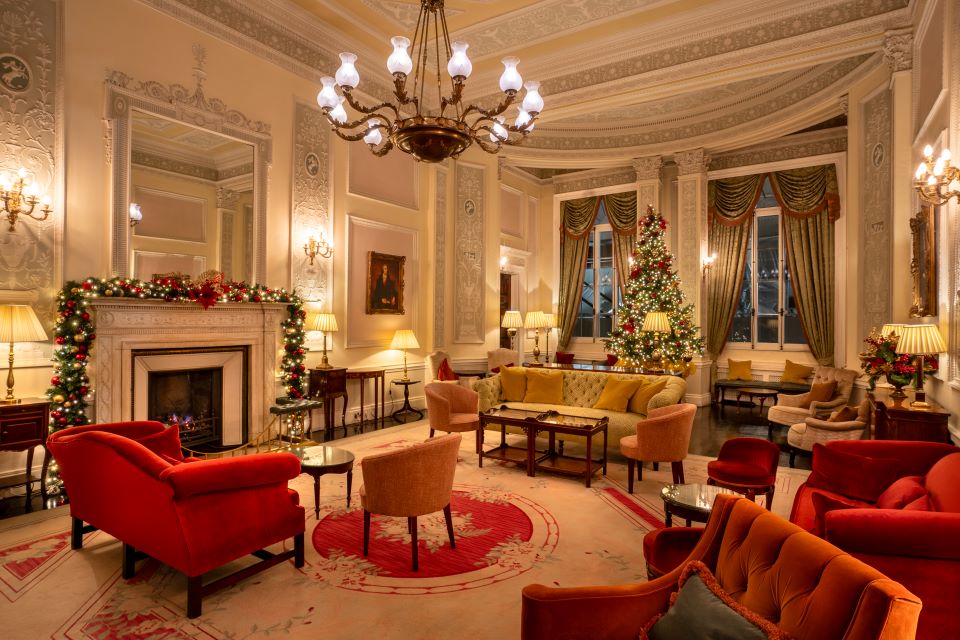 Lansdowne-Club's-90th-anniversary-festive-season-welcomes-you