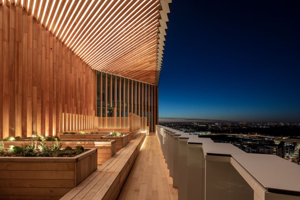 Checking into The Stratford, Autograph Collection