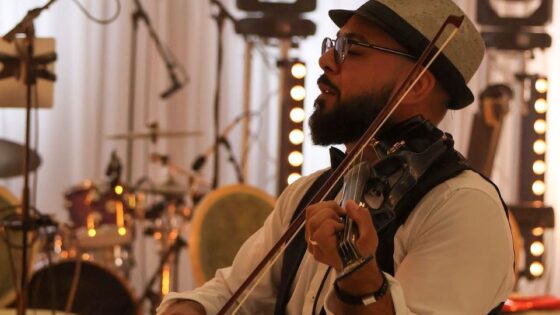 entertainer-reveal-for-PA-Life-LVL-SHOWCASE