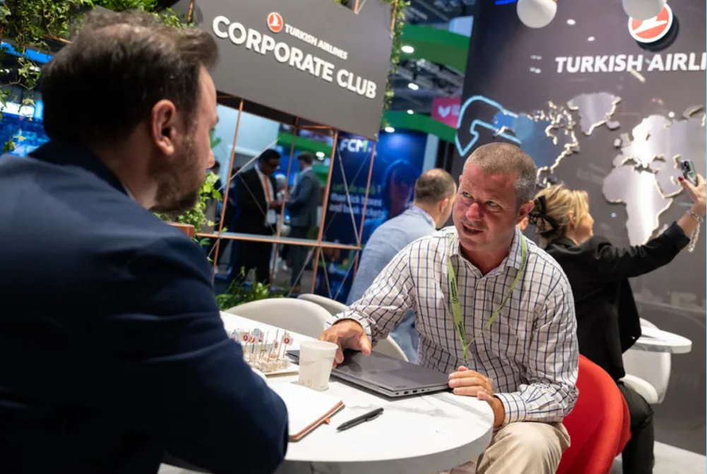 what-do-EAs-and-PAs-need-to-know-about-business-travel-in-2026