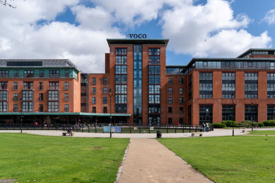 Meet-in-Northern-Ireland-voco-Belfast