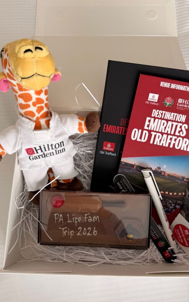 top-cricket-hospitality-at-Emirates-Old-Trafford