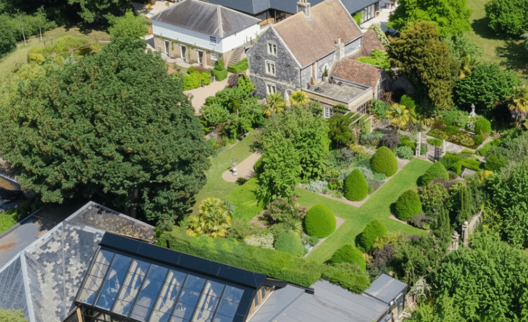 leafy estate