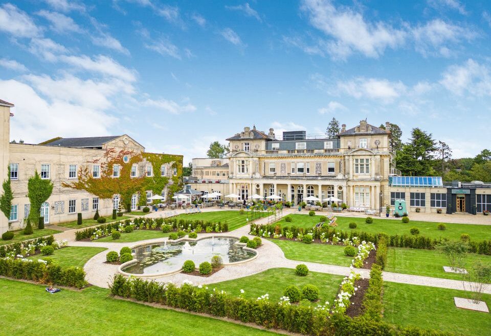 estate hotel